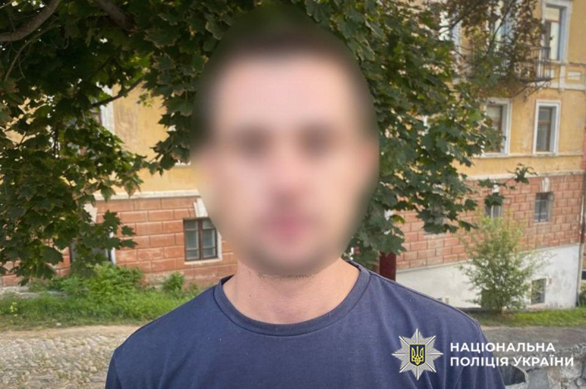 Кам'янчанин обікрав знайому під час її поїздки на схід, у зв’язку із загибеллю чоловіка-військового