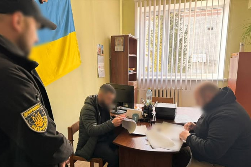 На Хмельниччині викрили керівника благодійного фонду, який привласнив понад мільйон гривень донатів для ЗСУ