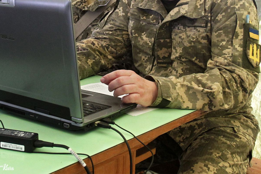 Робота, навчання та гранти до 1 млн грн: на Хмельниччині ветеранам допомагають перезапустити кар’єру