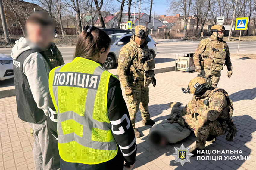 На Хмельниччині викрили військовослужбовця, який організував схему втечі за кордон за $3000