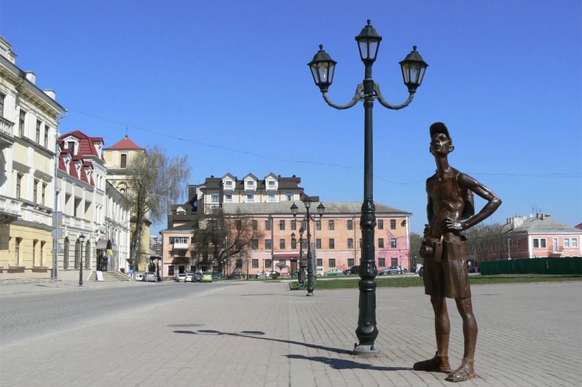 Через скарги на бруд: у Кам’янці-Подільському звільнили керівників відповідальних за прибирання міста