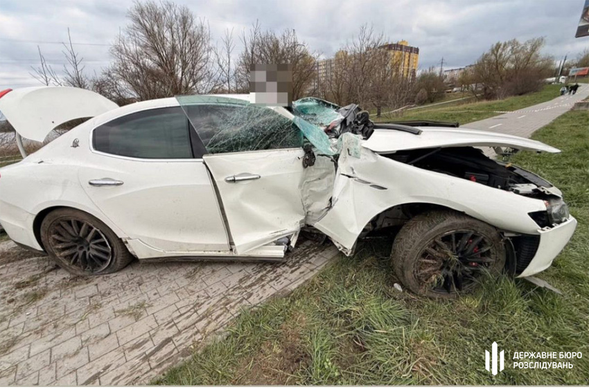 П’яний, у розшуку і без прав — у Хмельницькому затримали військового, який скоїв ДТП