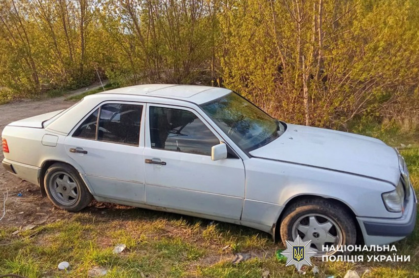 У Летичеві чоловік викрав авто знайомого і кинув його на дорозі