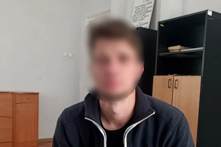 У Нетішині судитимуть чоловіка, який жорстоко побив свою літню матір
