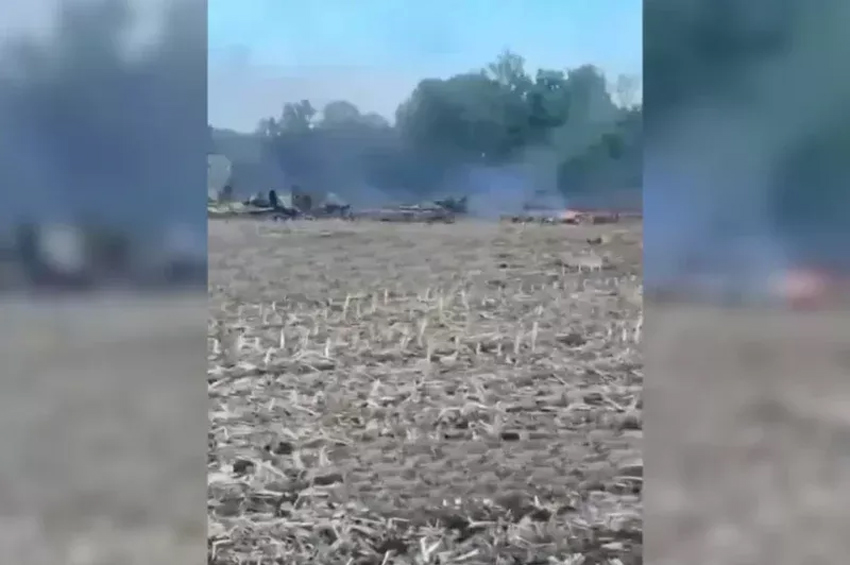 На Хмельниччині розбився бомбардувальник Су-24М: загинули двоє льотчиків