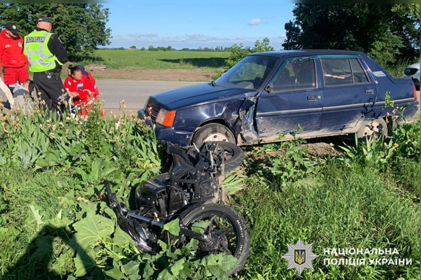 У Теофіполі сталася ДТП: 18-річний мотоцикліст травмувався після зіткнення з автомобілем