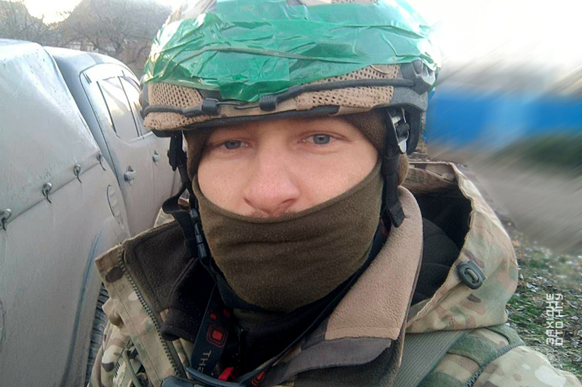 Пережив поранення, втратив побратима і взяв у полон окупанта: історія офіцера з Хмельниччини, нагородженого «Срібним хрестом»