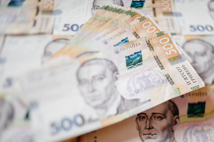 Приховала майже 20 млн грн: повідомлено про підозру родичці ексочільниці Хмельницької МСЕК