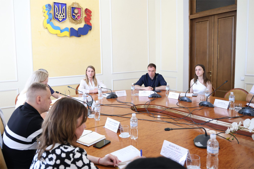 На Хмельниччині школярам допомагатимуть свідомо обирати майбутню професію