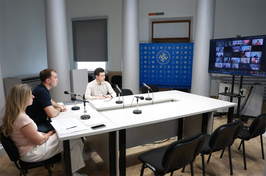 Діалог влади та бізнесу: на Хмельниччині обговорили зміни у визначенні критично важливих підприємств
