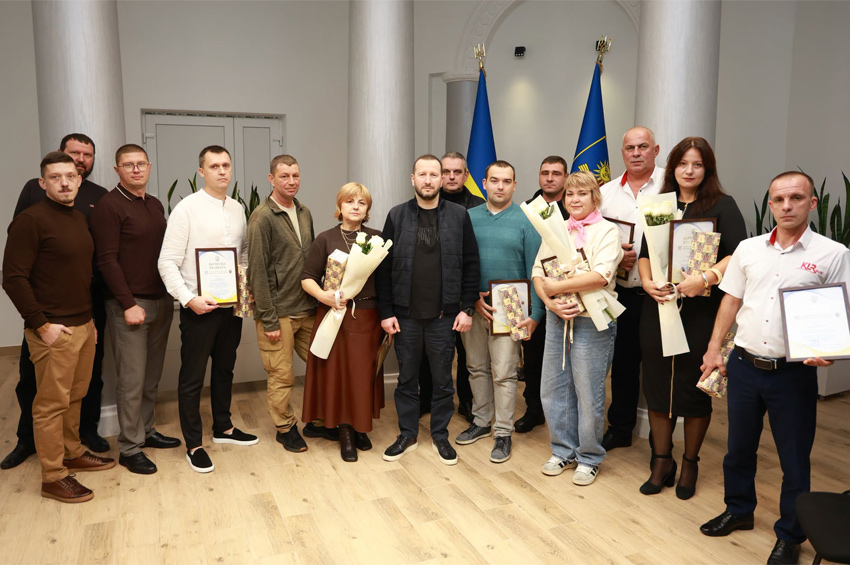 З нагоди професійного свята Cергій Тюрін привітав працівників автомобільної та дорожньої галузей області