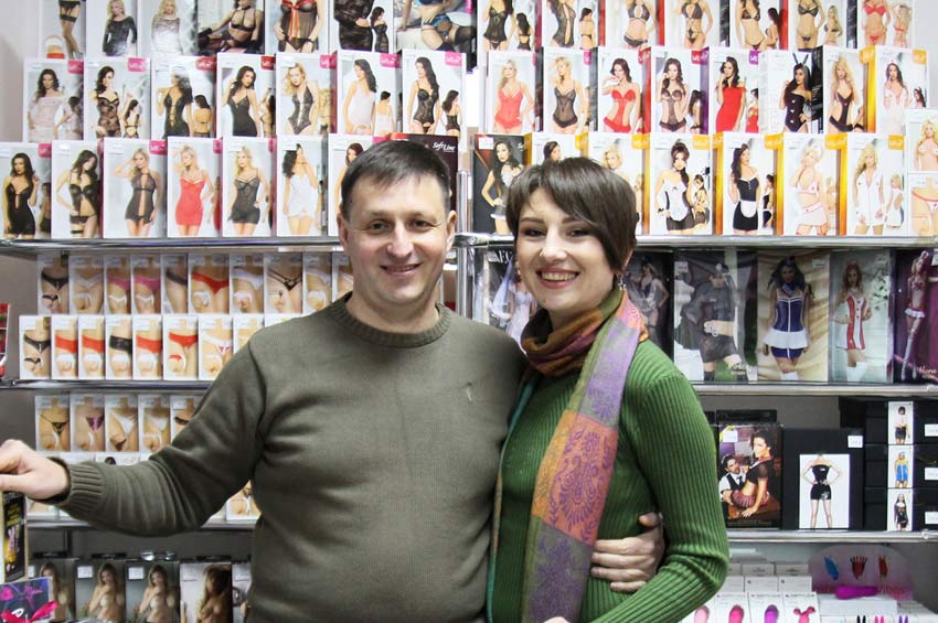 Врятуватися з полону "ДНР", двічі одружитися і відкрити секс-шоп в Кам'янець-Подільському