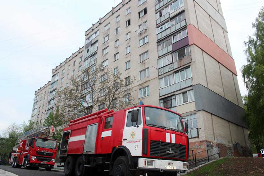 Сьогодні вранці горіла квартира в Хмельницькому 